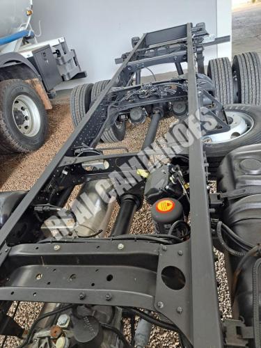 VW 11180 DRC 4X2 MARRON (13)