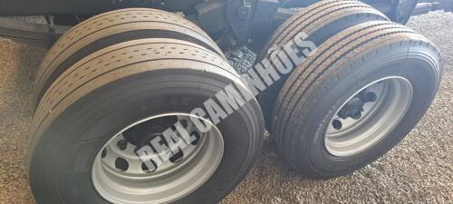 VW 24.280 CRM 6x2 Ano 2013 modelo 2013 Truck no chassis (10)