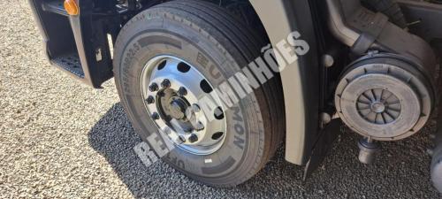 VW 24.280 CRM 6x2 Ano 2013 modelo 2013 Truck no chassis (3)
