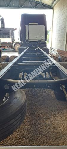 VW 24.280 CRM 6x2 Ano 2013 modelo 2013 Truck no chassis (7)