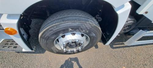 VW 24280 Ano 2022 modelo 2023 Branco Truck com bau (7)