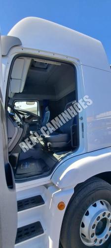VW30.330 CRC 8x2 Ano 2021 modelo 2022 Branco Bitruck com tanque (17)